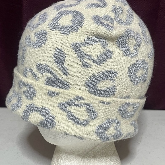 UR Powered Wool Blend Winter Beanie Hat - Picture 4 of 7